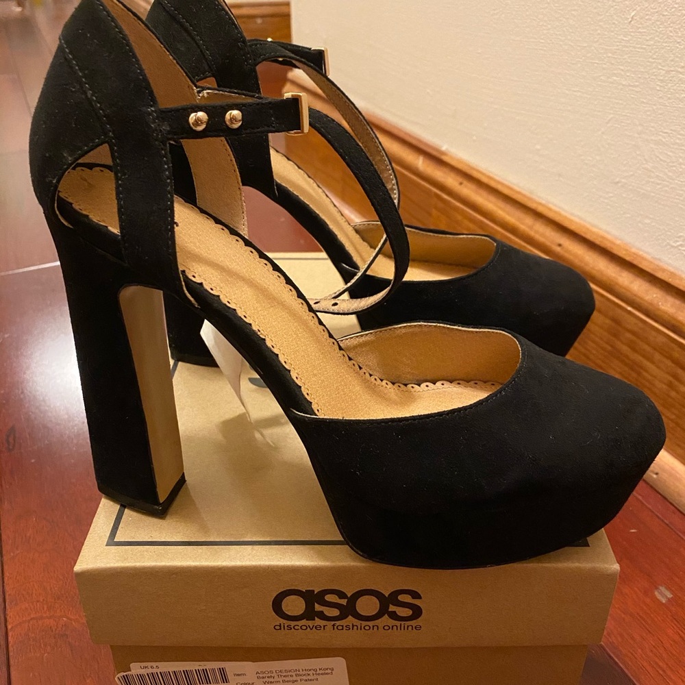 H&M heels never worn with tag size 8.5W